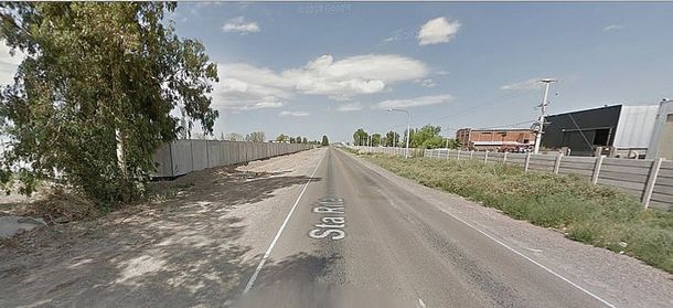 Encontraron en Mendoza un esqueleto vestido enterrado en un zanjón