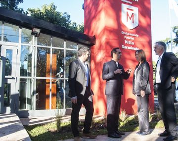 Tagliaferro y Vidal inaugurando un destacamento policial en la Plaza Alsina, de Villa Sarmiento