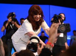 Cristina Presidenta: los afiches que empapelarán las calles este viernes