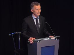 La contradicción de Macri: de tildar de corrupto a su padre a es de mal gusto citar a quien no está