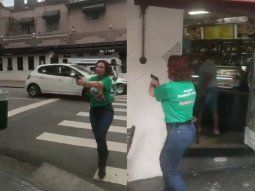 Filman a diputada de Bolsonaro persiguiendo con un arma a seguidores de Lula