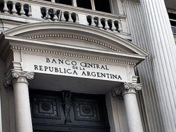 el banco central anuncio que bajara al 1% mensual el ritmo de devaluacion