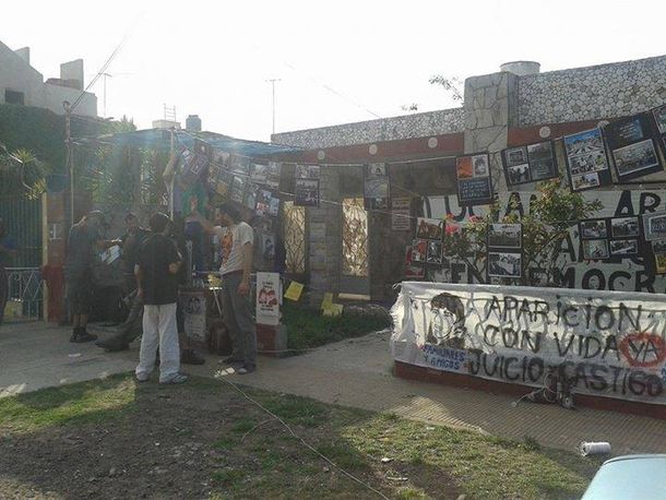 Familiares de Luciano Arruga toman el destacamento policial