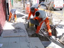 Veredas rotas: los vecinos porteños deberán pagar los arreglos