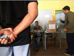 elecciones en chaco: los veedores electorales recorren la provincia elecciones en chaco: los veedores electorales recorren la provincia