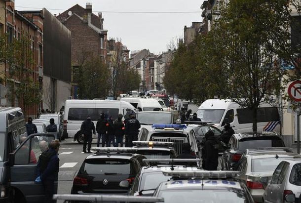 Detuvieron a un sospechoso de los ataques en París tras un operativo en Bruselas