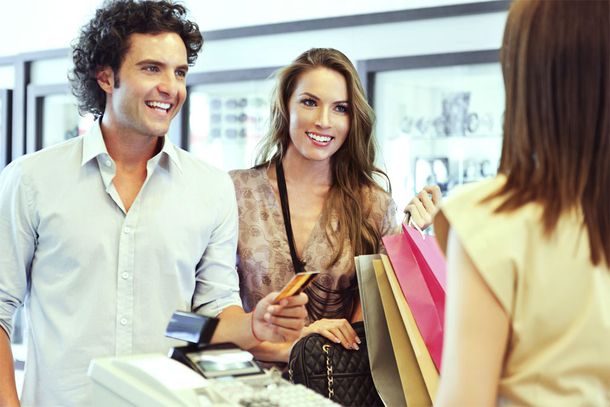 Fiestas 2014: los argentinos buscan más antes de comprar