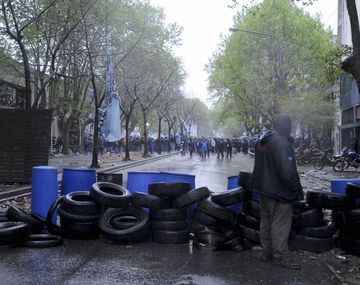 Desde la Uocra blindaron al Pata Medina