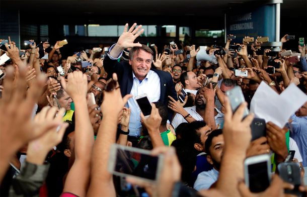 Racismo, homofobia y golpismo: ¿por qué nos auto-boicoteamos?