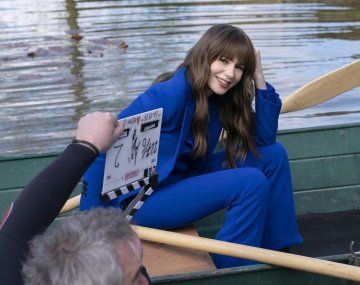 Vuelve Emily in París con elegancia