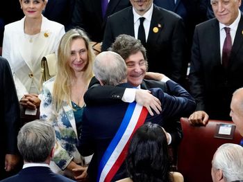 Javier Milei presenció la ceremonia de asunción de José Antonio Kast en Chile