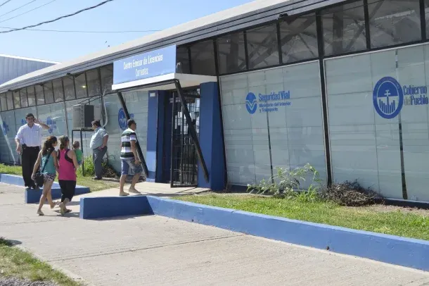 La falta de insumos para generar la licencia de conducir o la cédula verde preocupa en Argentina. La falta de insumos para generar la licencia de conducir o la cédula verde preocupa en Argentina.