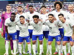 Estados Unidos y Paraguay abren el Grupo D. Estados Unidos y Paraguay abren el Grupo D.