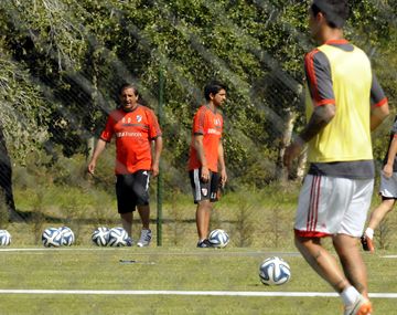 Cavenaghi encendió la alarma para Ramón en la previa al Superclásico