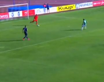 Nunca visto: Levadia hizo un gol a los 16 segundos y ¡sin tocar la pelota! en Estonia
