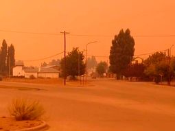 Incendio forestal cerca de El Bolsón, Río Negro