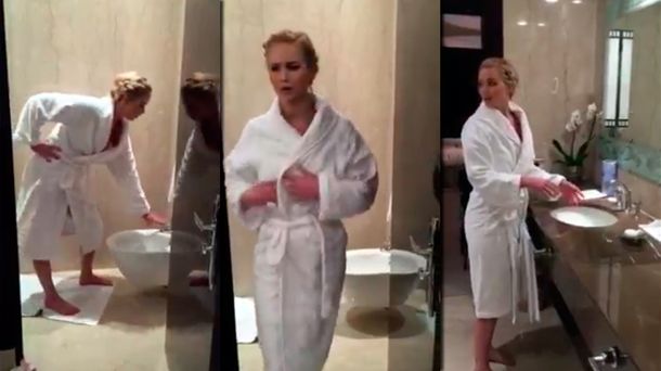 El video de Jennifer Lawrence en bata que se volvió viral: ¿se lava las manos?