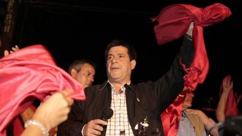 cartes se impuso y el partido colorado vuelve al poder cartes se impuso y el partido colorado vuelve al poder