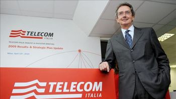 en plena venta, renuncio el presidente de telecom italia en plena venta, renuncio el presidente de telecom italia