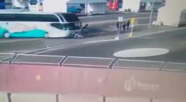 Conmoción por el micro que atropelló a tres nadadoras en los Juegos Europeos