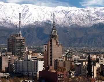 Fuerte temblor sacudió a Mendoza