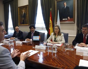 La Argentina acordó con España cooperar en transporte