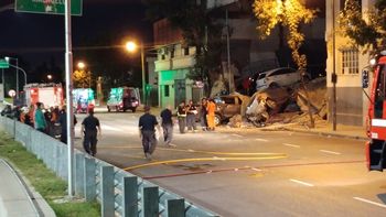 Derrumbe en concesionaria Derrumbe en concesionaria