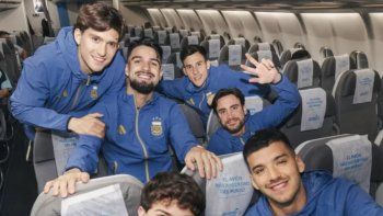 el emotivo mensaje del centro de control a la seleccion en su viaje al mundial: que este vuelo... el emotivo mensaje del centro de control a la seleccion en su viaje al mundial: que este vuelo...
