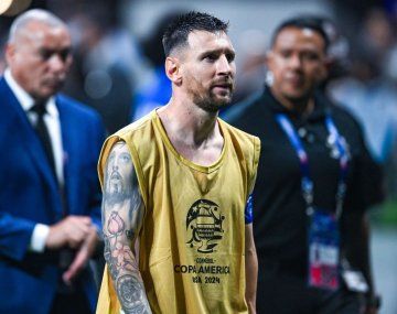 Lionel Messi y su molestia ante Chile: la precaución por una posible lesión
