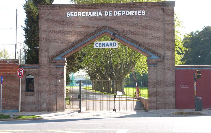 El titular de la Agencia de Deporte prometió no vender ningún inmueble