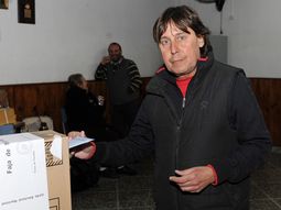 con yasky y calo en el equipo de primera, nos vamos a la b con yasky y calo en el equipo de primera, nos vamos a la b