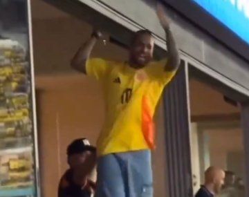 El video de Maluma, a los insultos con hinchas argentinos tras el gol de Lautaro Martínez