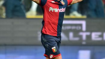 El argentino hizo dos goles en diez minutos El argentino hizo dos goles en diez minutos