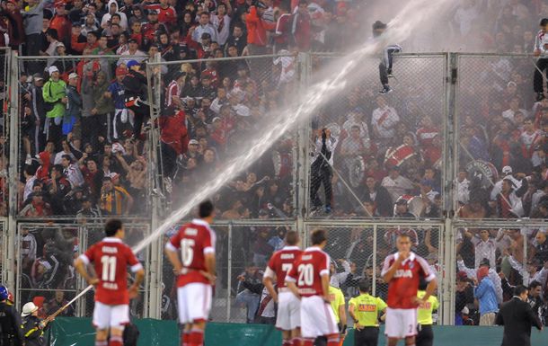 River perdió con Vélez y no levanta cabeza en el Torneo Inicial