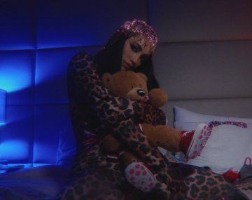 Mirá el nuevo y electrizante videoclip de Lali