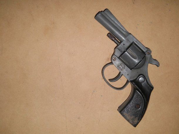 Moreno: un estudiante fue armado a una escuela 