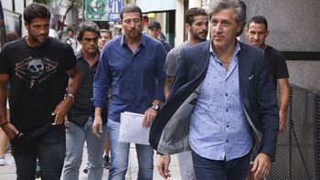Representantes de Agremiados anunciarían el final del paro al mediodía Representantes de Agremiados anunciarían el final del paro al mediodía