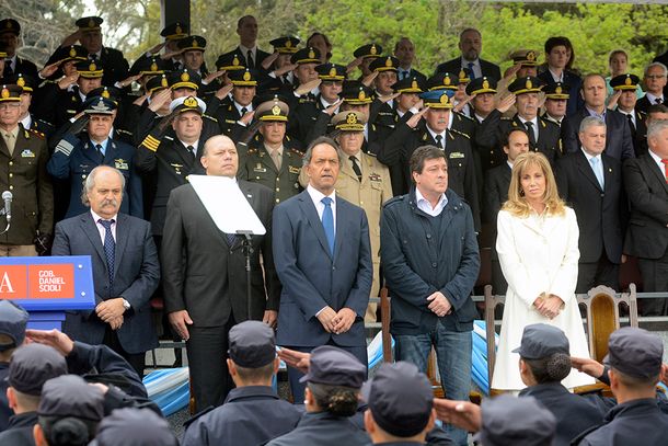 Scioli: No hay promesas ni fórmulas mágicas para combatir la inseguridad