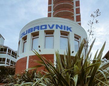 Se derrumbó el hotel Dubrovnik en Villa Gesell&nbsp;