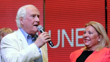 pino solanas descarto un divorcio con elisa carrio pino solanas descarto un divorcio con elisa carrio