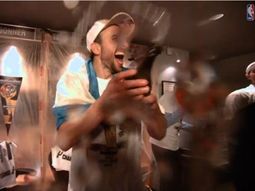 mira la pelicula del festejo intimo de los spurs de ginobili tras la consagracion en la nba mira la pelicula del festejo intimo de los spurs de ginobili tras la consagracion en la nba