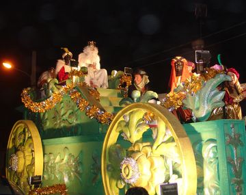 {altText(,El #DíaDeFuria de un Rey Mago: Gaspar le pegó a un nene de 12 años en Córdoba)}