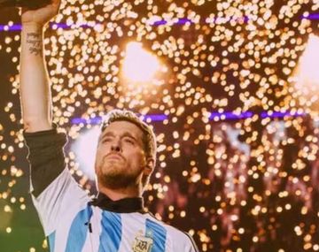 Michael Bublé es fanático de un club argentino y así lo confirmó en su llegada a la Argentina