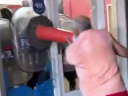 Villa Madero: vecinos atacaron una comisaría y a un móvil televisivo