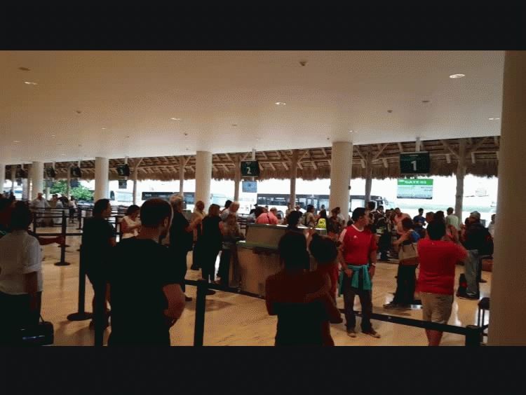 Argentinos varados en Punta Cana.