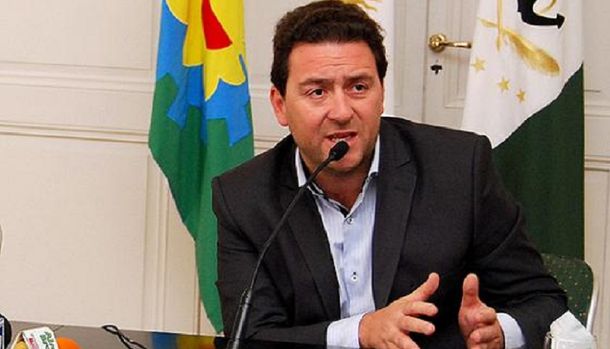 Un legislador bonaerense deja a Massa y vuelve al Frente Para la Victoria