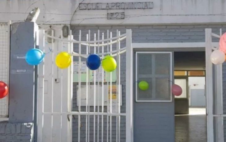 Bahía Blanca: alumno de 12 años atacó a su maestra y le fracturó la mandíbula