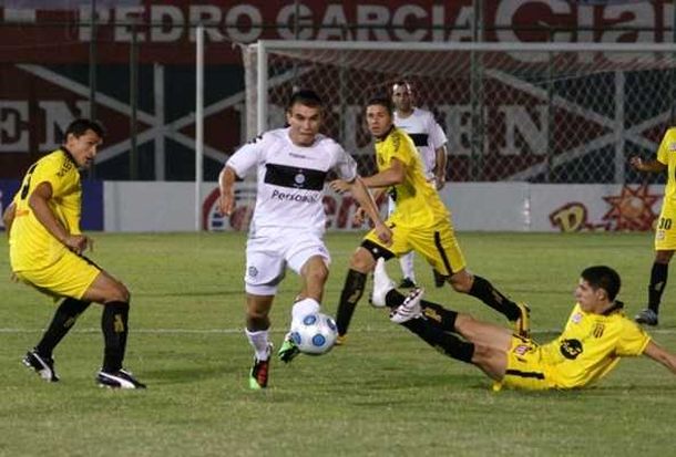 Paraguay, sin fútbol por la crisis política