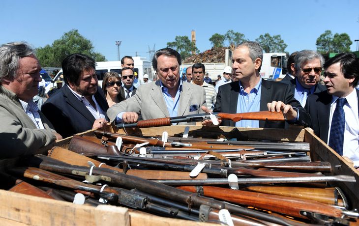 Extienden el plan de entrega voluntaria de armas de fuego