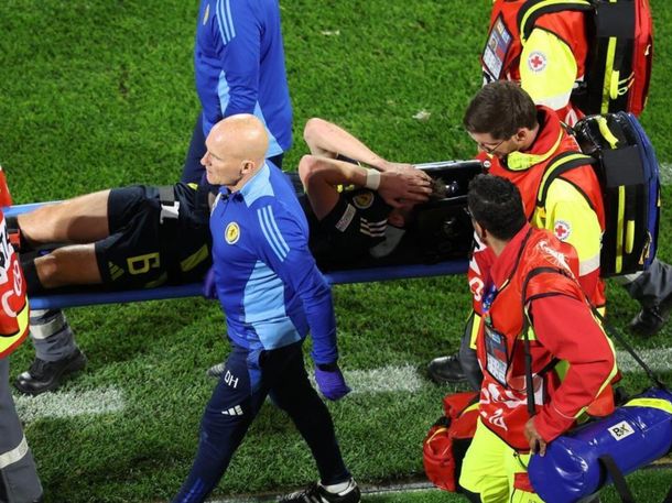 La FIFA analiza imponer un minuto médico obligatorio para combatir las pérdidas de tiempo